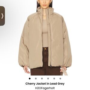 Cherry Jacket in Lead Grey
H2OFagerholt size small